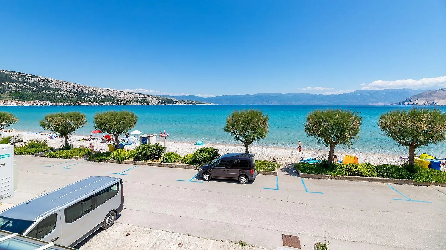 Direkt An Der Kristallklaren Adria Gelegen Baška
